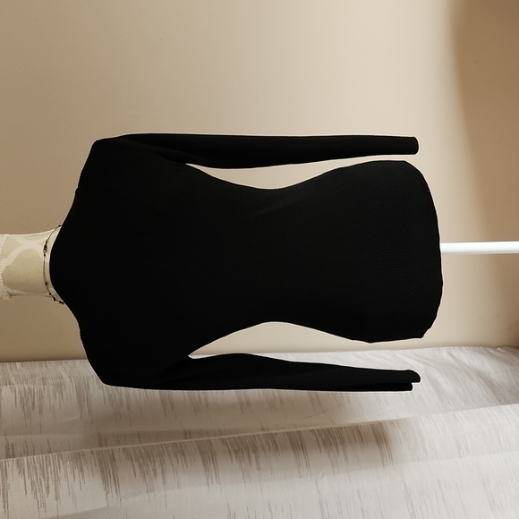 Majora Sweater - Picture 3 of 5